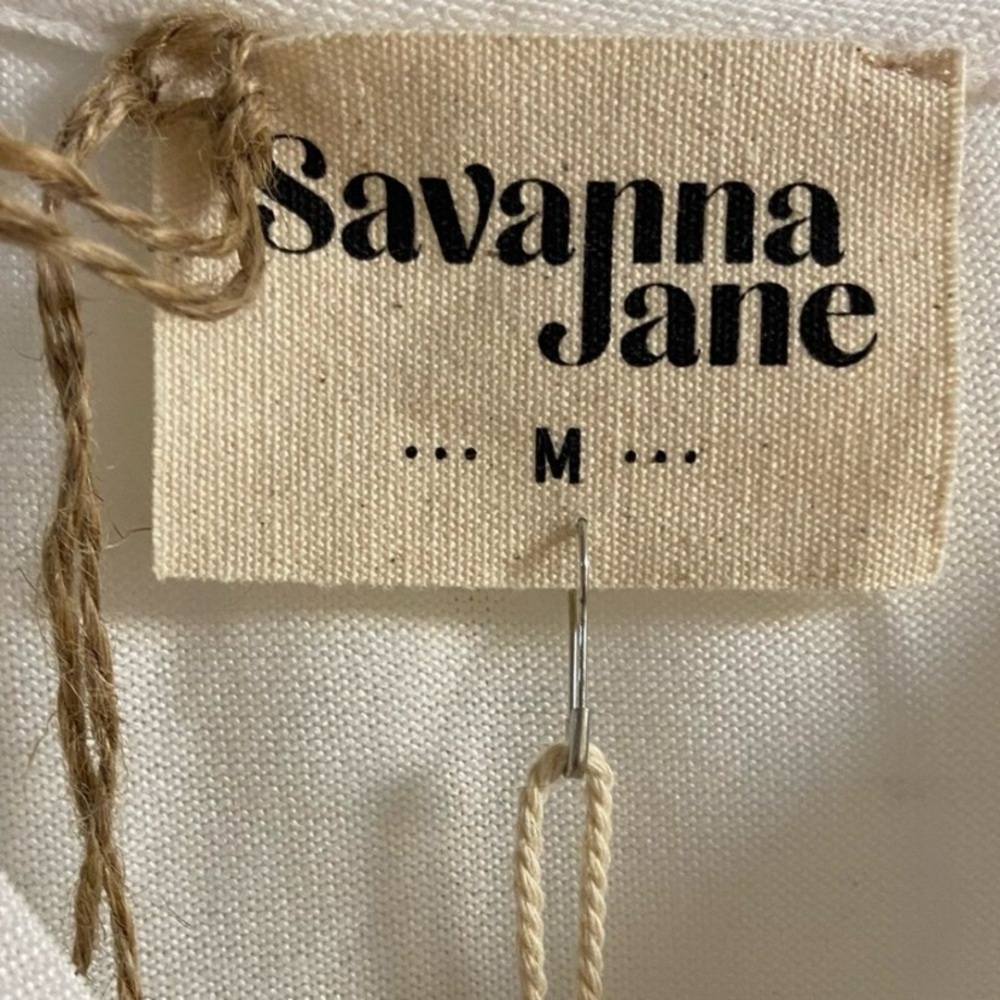 Savanna Jane White Embroidered Women's Top Medium NWT - Picture 5 of 6